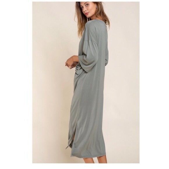 KNIT Midi Dress relaxed Fit & Twisted FrontDetail - Picture 6 of 10